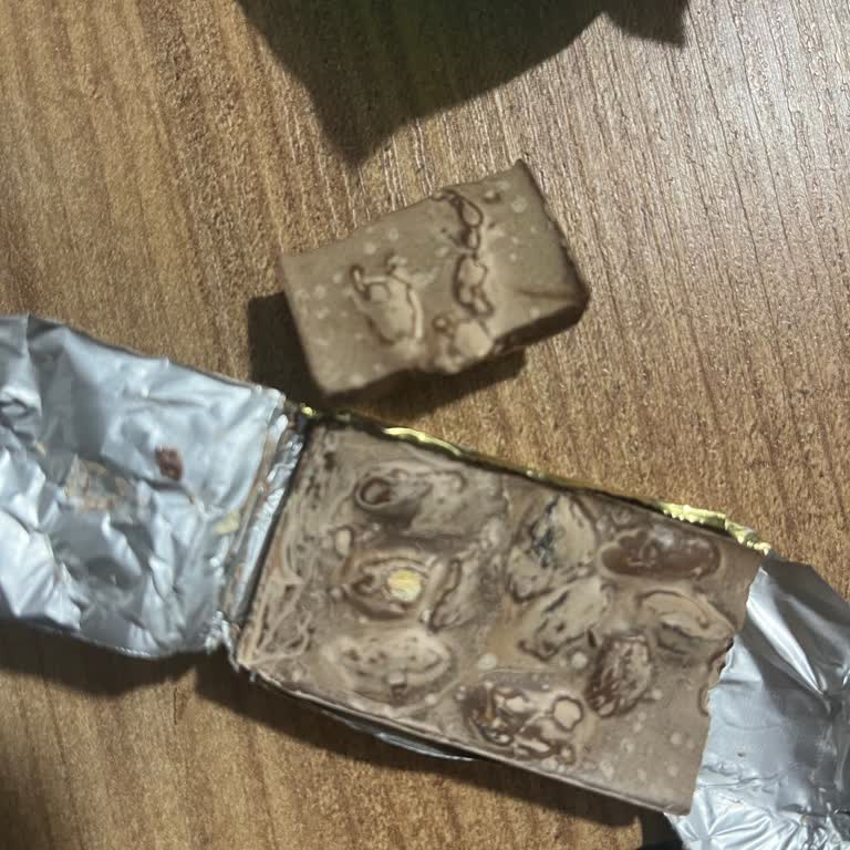 Tarihi Geçmemiş Ülker Çikolatanın Bozuk Çıkması