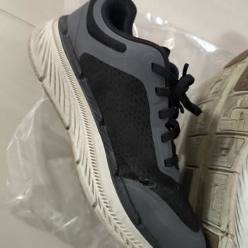 Dayanıklı Olmayan Skechers Ayakkabı Ve Geçersiz Mağaza Gerekçesi