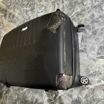 Kayıp Valiz Ve Hasarlı Eşyalar: THY Yolculuğunda Yaşanan Sorunlar