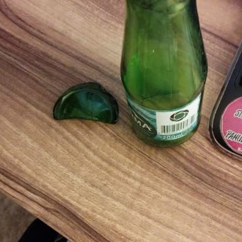 Kırık Şişe Ve Eksik Maden Suyu Sorunu