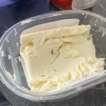 Küflü Ve Böcekli Ürün Şoku