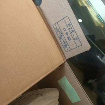 Skechers Sneakers Show Wear in 6 Months – Warranty and Exchange Denied