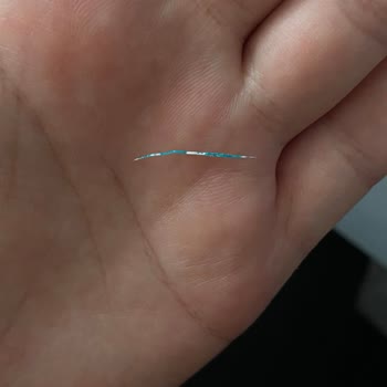 UNO Kruvasan İçinde Plastik Parça Şoku