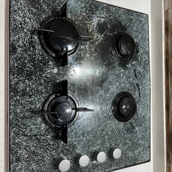 Ankastre Ocak Camı Patladı: Arçelik'ten Beklenmeyen Yanıt