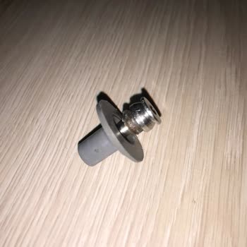 Blender'ın Metal Parçası 30 Saniyede Eriyor