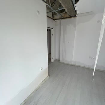 Teslim Edilmeyen Daireler Ve İlgisiz Firma