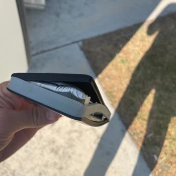 Trust Powerbank aufgebläht Explosionsgefahr unzuverlässig und potenziell gefährlich