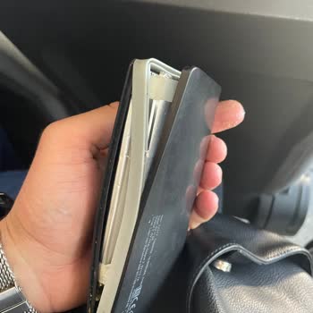 Trust Powerbank aufgebläht Explosionsgefahr unzuverlässig und potenziell gefährlich