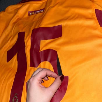 GS Store'dan Aldığım Forma İlk Kullanımda Paramparça Oldu