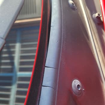 BMW 116i Ön Cam Fitillerinde Kronik Sorun