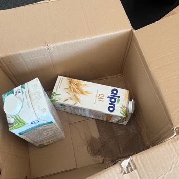 Amazon Kargosunda Yırtık Kutuda Hasarlı Ürün Şoku