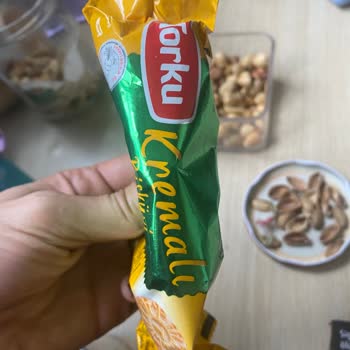 Torku Kremalı Bisküviden Çıkan Kurt Şoku!