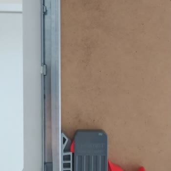 Çekmece Rayındaki Kırık Parça Sorunu