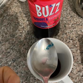 Dimes Meyve Suyunda Beklenmedik Parçalar Ve Ulaşılamayan Müşteri Hizmetleri