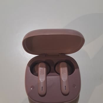 Aniden Bozulan Kulaklık Şoku