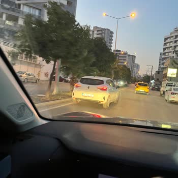 Tehlikeli Sürüş Ve Kaza Tehdidi