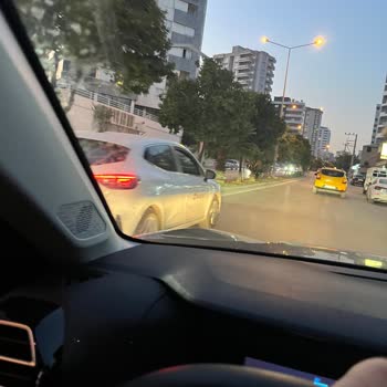 Tehlikeli Sürüş Ve Kaza Tehdidi