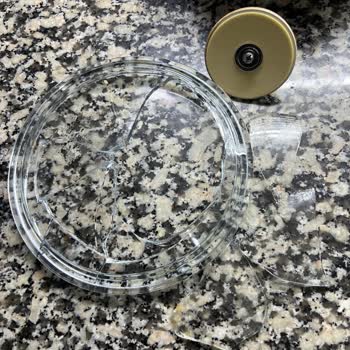Karaca Crystal Sahan Kapağı Patladı, Güvenlik Tehlikesi