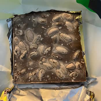 Küflü Çikolatalar: Alışveriş Festivalinde Hayal Kırıklığı