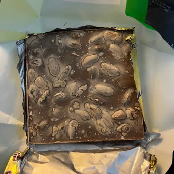 Küflü Çikolatalar: Alışveriş Festivalinde Hayal Kırıklığı