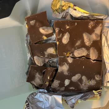 Küflü Çikolatalar: Alışveriş Festivalinde Hayal Kırıklığı