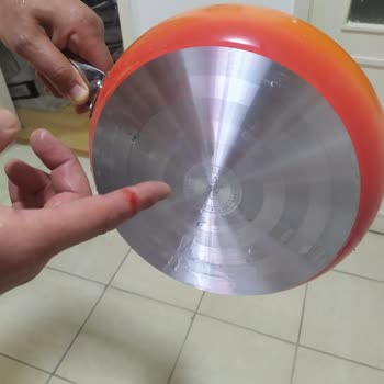 Keskin Kenarlı Tencere Seti Ev Kazasına Yol Açtı