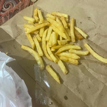Burger King Siparişimde Soğuk Ve Bayat Ürünler