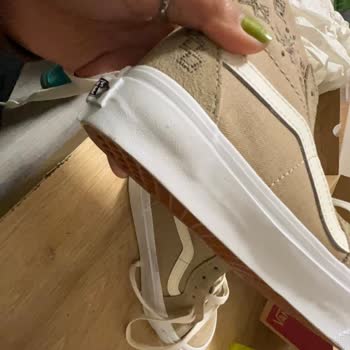 Yavaş Teslimat Ve Özensiz Ürün Deneyimi