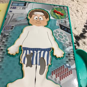 Kusurlu Oyuncak Ve Eksik Stickerlar