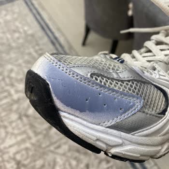 Ayakkabı Koruma Spreyi Sorunu