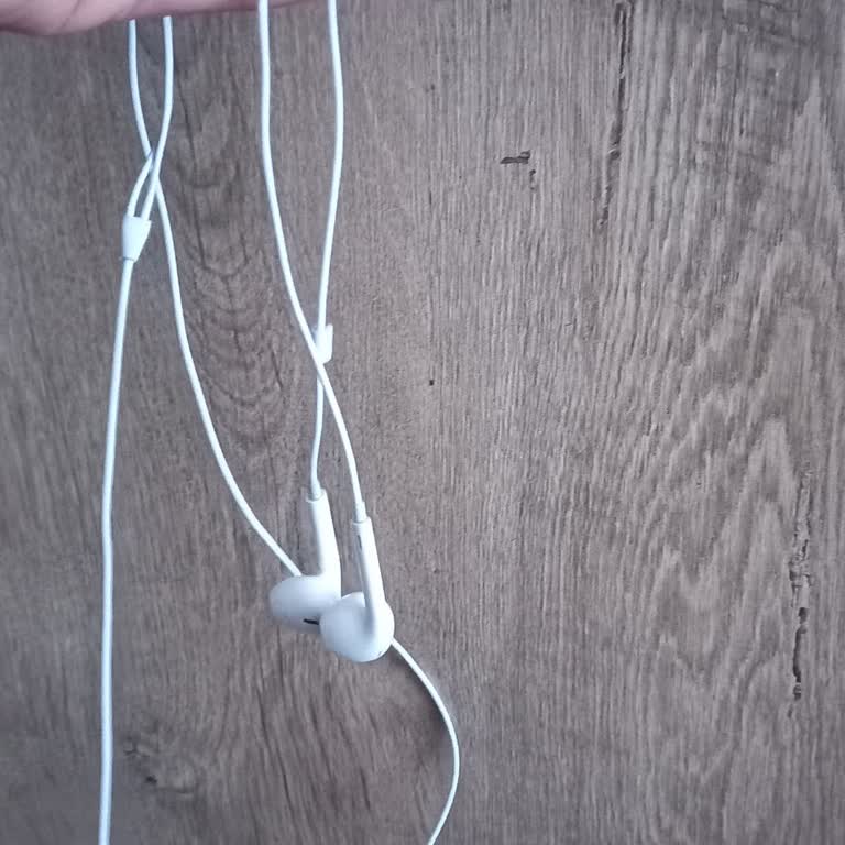 Syrox Kulaklıkta 1 Ayda Bozulan Taraf