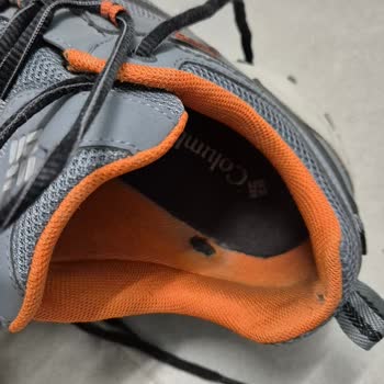 Columbia Shoes with 2-Year Warranty Show Interior Damage in Months