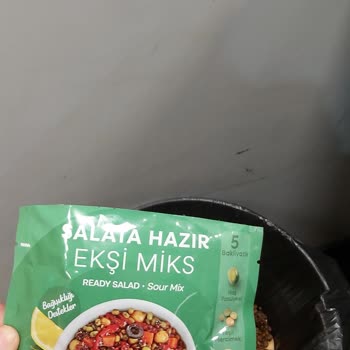 Yayla Kapalı Paket İçinde Küflenen Yayla Hazır Salata!