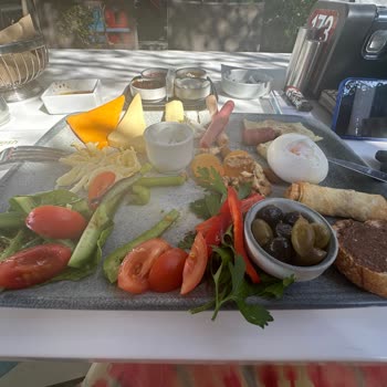 Kahvaltı Deneyimi Hüsranla Sonuçlandı