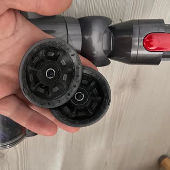Dyson V15 Halı Başlığı Stok Sorunu Ve İade Talebi