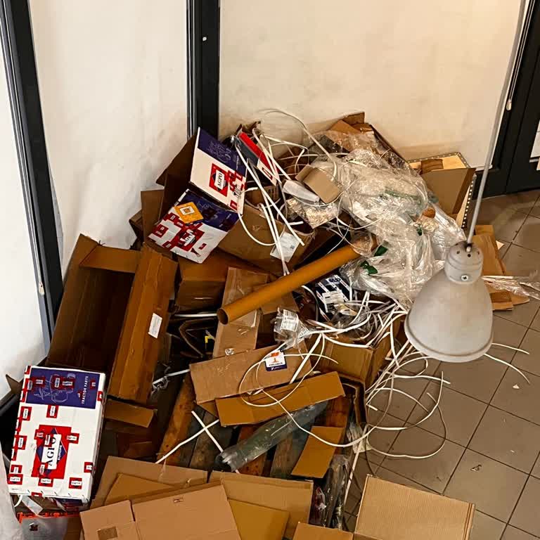 Geri Dönüşüm Birimi Kağıt Atıklarımızı Toplamıyor