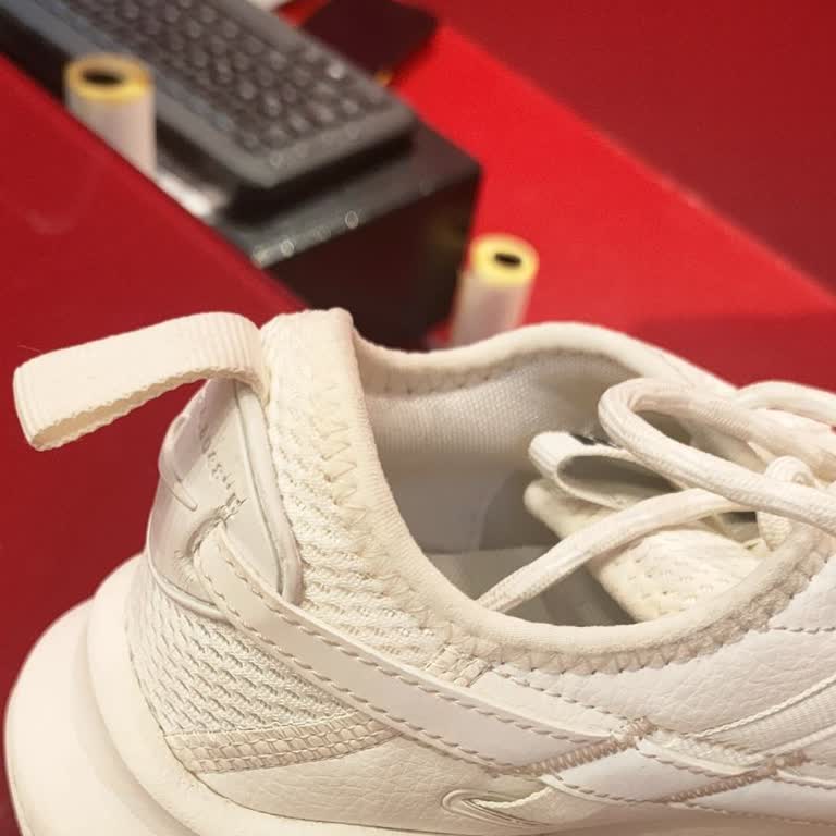 Nike Ayakkabıda Üretim Hatası Ve Yetersiz Müşteri Hizmeti