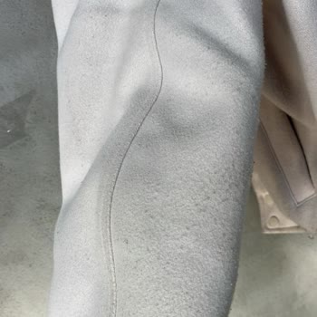 Bershka'dan Aldığım Ceketin Hızla Tüylendi