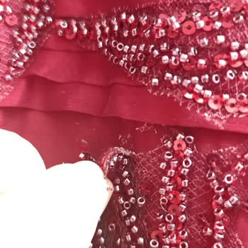 Esma Karadağ Elbise Kalitesizliği Ve Müşteri Hizmetleri Sorunu!