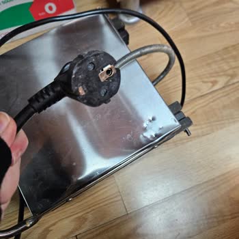 Kargo Şubesinin Dikkatsizliği İşimizi Aksattı