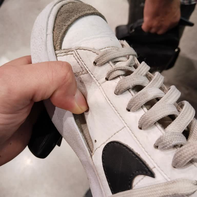 Kısa Sürede Açılan Nike Ayakkabı Ve Olumsuz İnceleme Sonuçları