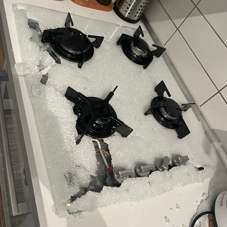 Beko Cam Ocak Kullanımda Patladı, Ürün Değişikliği Reddedildi