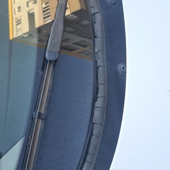 BMW F20 116d Ön Cam Fitili Sorunu Ve Yetersiz Çözüm