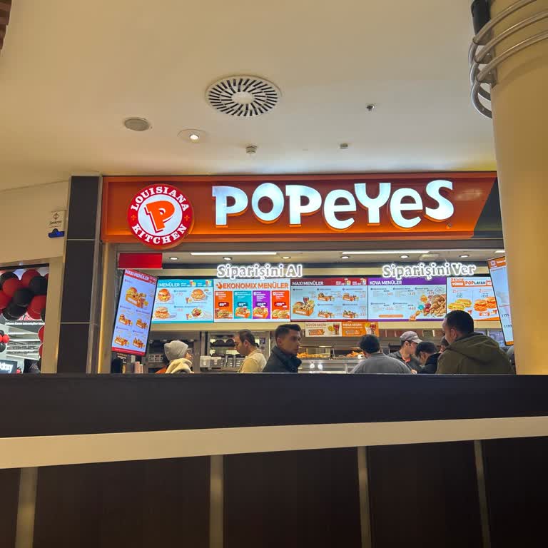 Zincir Restoranda Islak Mendil Eksikliği