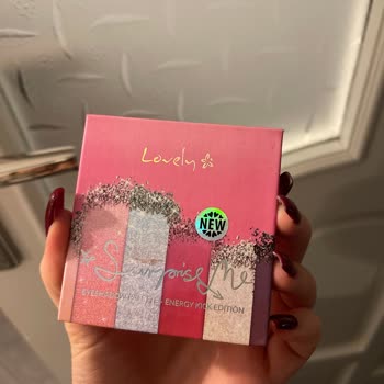 Yanıltıcı Ambalaj Ve Kırık Far Paleti Hayal Kırıklığı