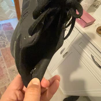 Asics Ayakkabıda Kalitesiz Malzeme Ve Kötü Müşteri Hizmeti