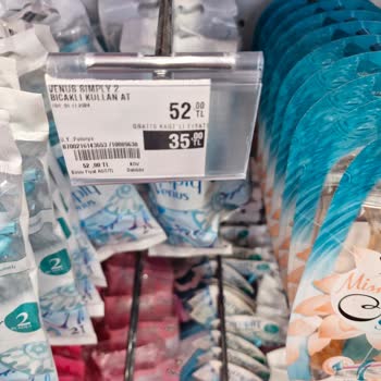 Yanıltıcı Etiket Fiyatları Ve İletişim Sorunları