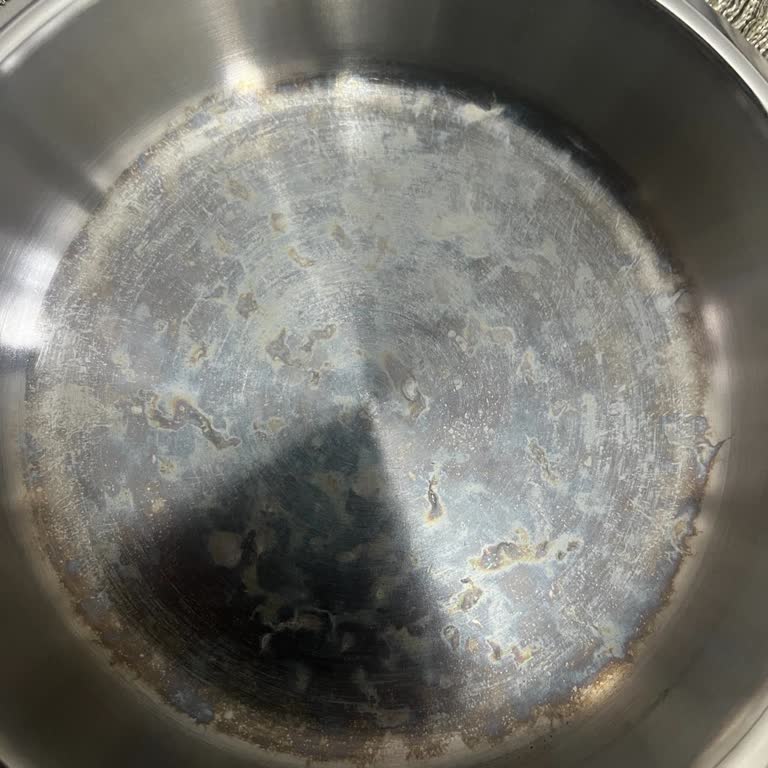 İlk Kullanımda Kararan Çelik Omlet Seti Şoku