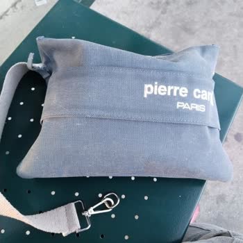 Pierre Cardin Çantalarının Kulpları Neden Sürekli Kopuyor