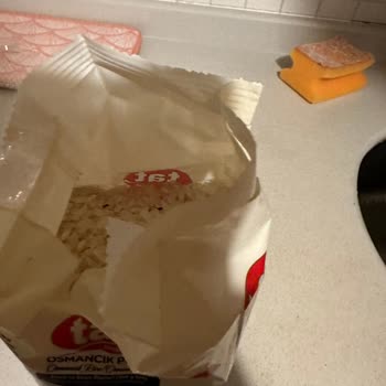 Tat Bakliyat Böcekli Pirinç Şoku